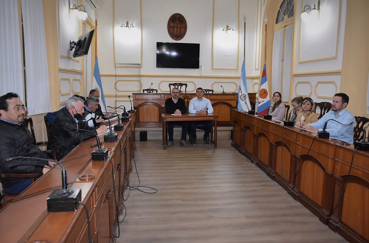 PARITARIAS: TASSANO ANUNCIÓ REENCASILLAMIENTO PARA MÁS DE 3.600 AGENTES