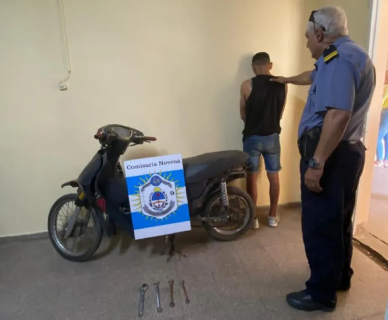 SUSTRAJO UNA MOTO A TRES CUADRAS DE SU CASA Y LO ATRAPARON