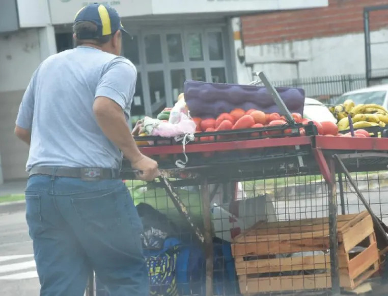 EL TOMATE REGISTRÓ UN LEVE DESCENSO DE SU PRECIO POR KILOGRAMO EN CAPITAL